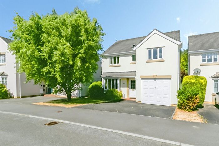 4 Bedroom Semi-Detached House For Sale In Badgers Brook Drive, Ystradowen, Cowbridge, CF71