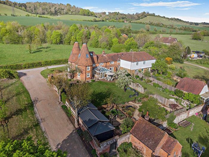 5 Bedroom Property For Sale In Aldington Lane, Thurnham, Maidstone, ME14