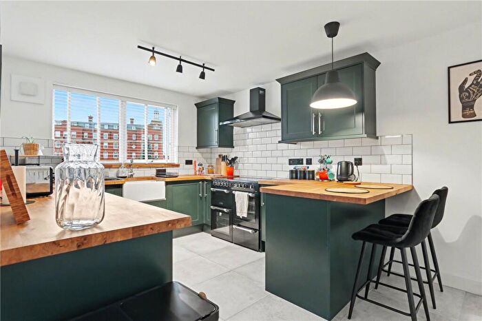 2 Bedroom Apartment For Sale In Grove Road, Norwich, Norfolk, NR1