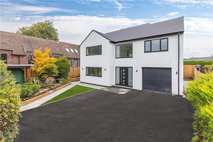 5 Bedroom Detached House For Sale In The View, Alwoodley, Leeds, West Yorkshire, LS17