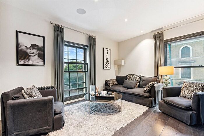 2 Bedroom Flat For Sale In Fulham Road, London, SW10