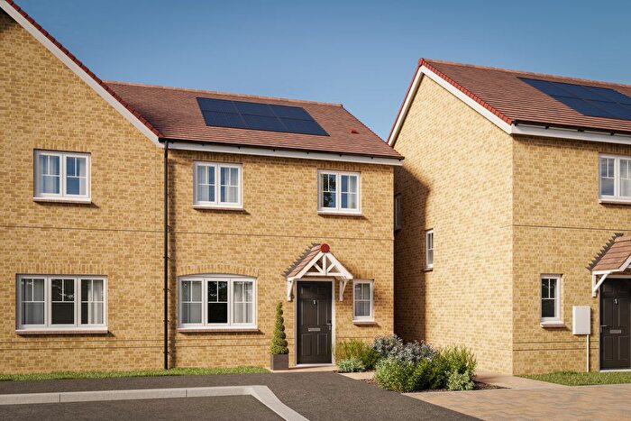 3 Bedroom Semi Detached House For Sale In Hawton Lane, Balderton, Newark On Trent, NG24