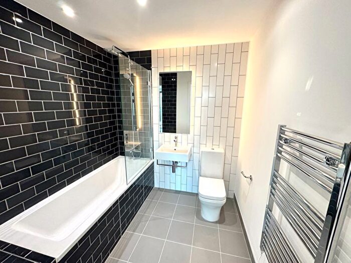2 Bedroom Flat To Rent In Caravel House, Royal Crest Avenue, Silvertown, London, E16