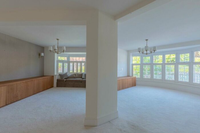 3 Bedroom Cottage For Sale In Ullenhall, B95