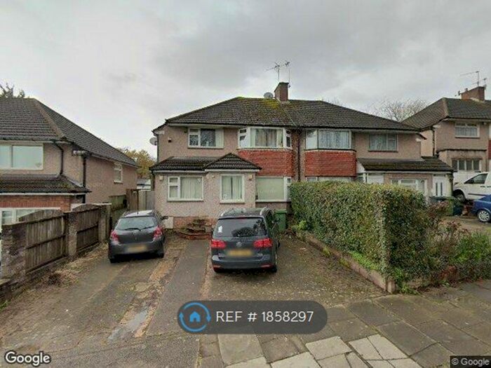 4 Bedroom Semi-Detached House To Rent In Llanedeyrn Road, Penylan, Cardiff, CF23