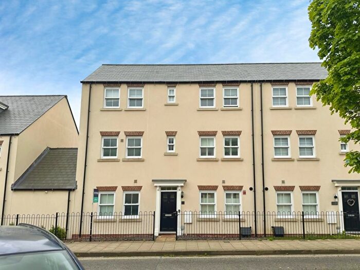 4 Bedroom Terraced House To Rent In Pioneer Way, Bicester, OX26