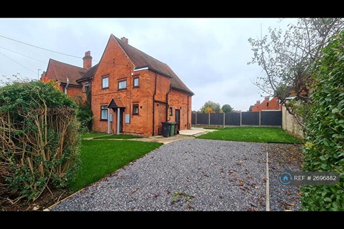 3 Bedroom Semi-Detached House To Rent In St. Andrews Road, Didcot, OX11