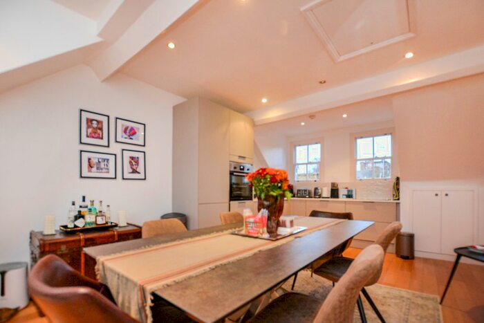 2 Bedroom Flat To Rent In Upcerne Road, London, SW10