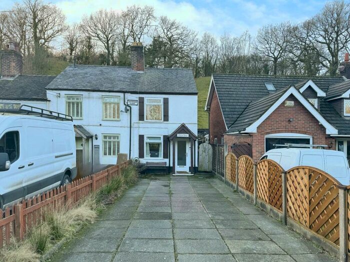 2 Bedroom End Of Terrace House For Sale In Whitemore, Congleton, Staffordshire, CW12