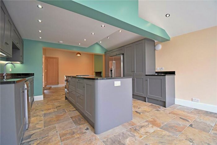 3 Bedroom Terraced House To Rent In Hertford Street, Cambridge, CB4