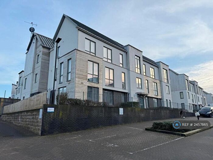 2 Bedroom Flat To Rent In Oak Vale, Oakfield, Ryde, PO33