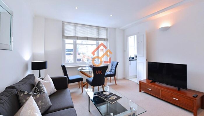 1 Bedroom Flat To Rent In Hill Street, Mayfair, London, W1J