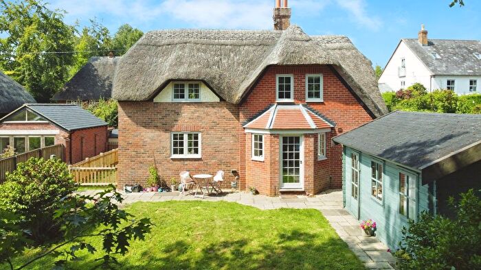 3 Bedroom Detached House For Sale In New Mill, Pewsey, SN9