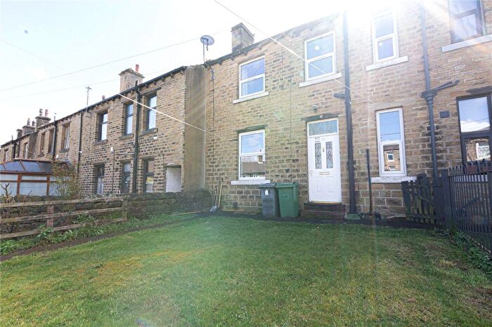 2 Bedroom Terraced House To Rent In Wellington Street, Huddersfield, West Yorkshire, HD3