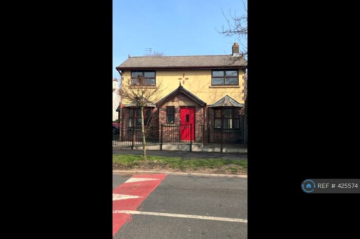 3 Bedroom Detached House To Rent In Royle Green Road, Manchester, M22