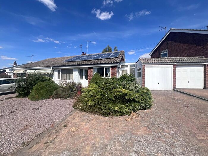 2 Bedroom Semi-Detached Bungalow For Sale In Fairview Drive, Chatteris, Cambs., PE16