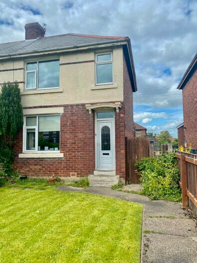 3 Bedroom Semi-Detached House To Rent In Pelaw Crescent, Chester Le Street, DH2