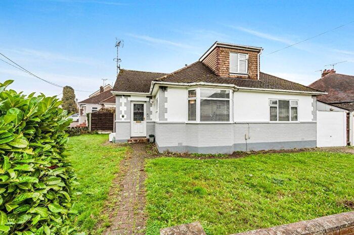 3 Bedroom Detached Bungalow For Sale In Vauxhall Drive, Braintree, Essex, CM7