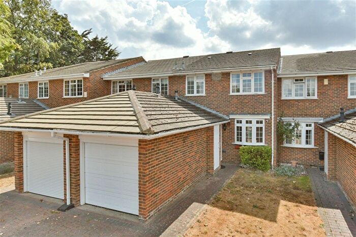 3 Bedroom Terraced House For Sale In Bawtree Close, Sutton, Surrey, SM2