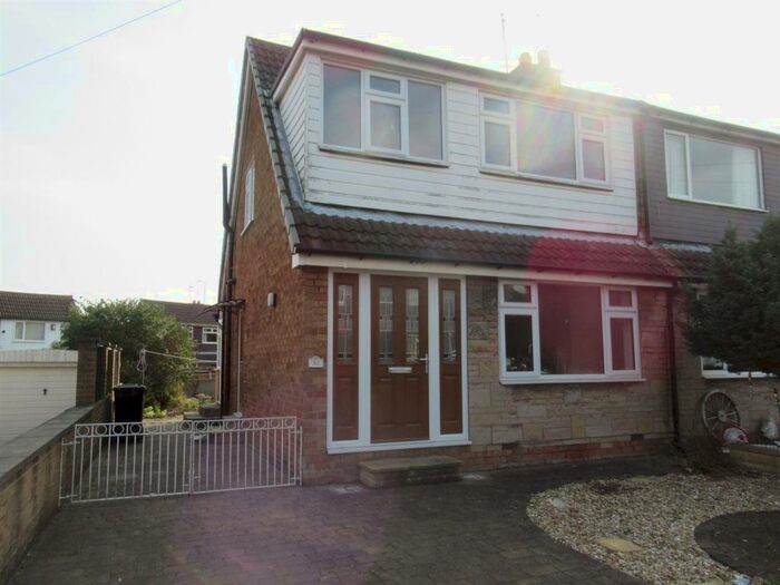 3 Bedroom Semi-Detached Bungalow To Rent In Goodwood Avenue, Kippax, Leeds, LS25