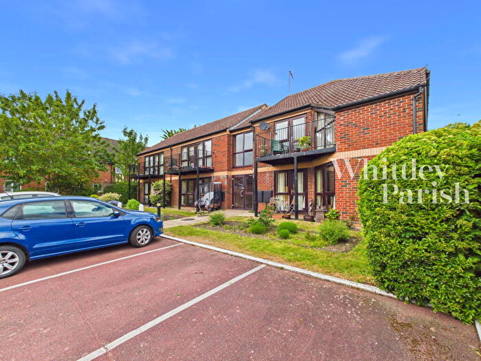 2 Bedroom Flat For Sale In St Marys Court, Diss, IP22