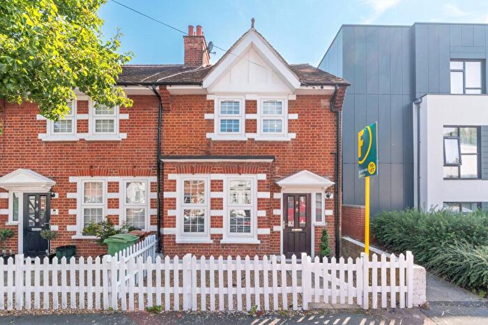 3 Bedroom End Of Terrace House To Rent In Cowper Ave, Sutton, SM1