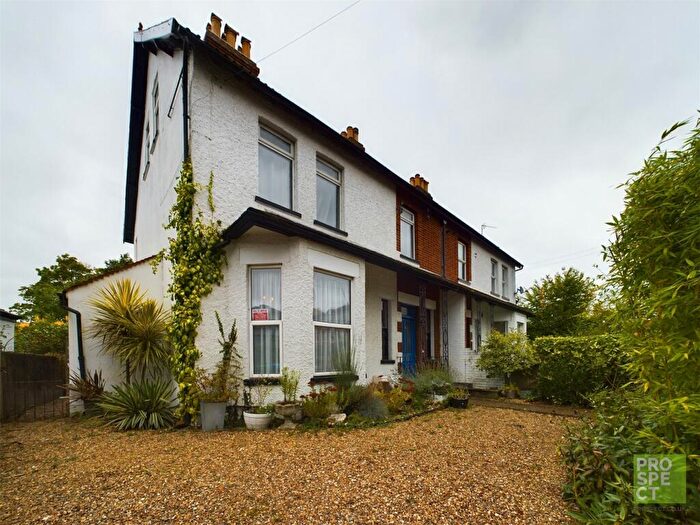 1 Bedroom Apartment To Rent In St. Lukes Road, Maidenhead, Berkshire, SL6