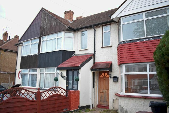 2 Bedroom Terraced House To Rent In Craven Avenue, Feltham, TW13
