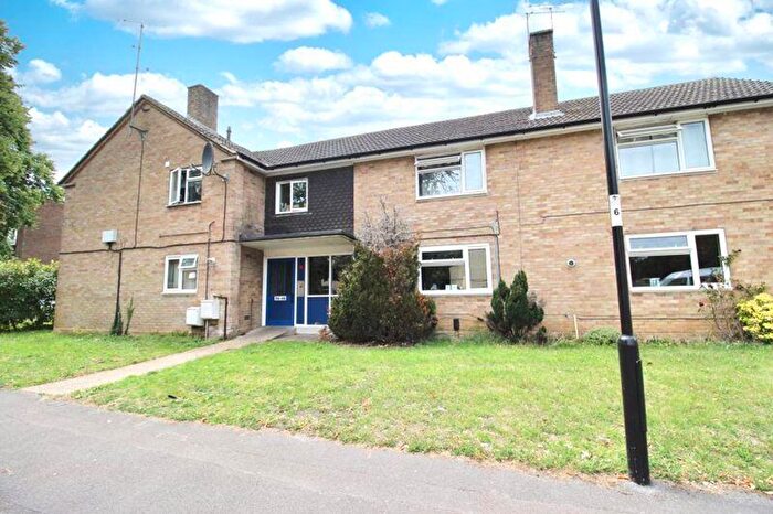 2 Bedroom Flat For Sale In Macarthur Crescent, Southampton, SO18