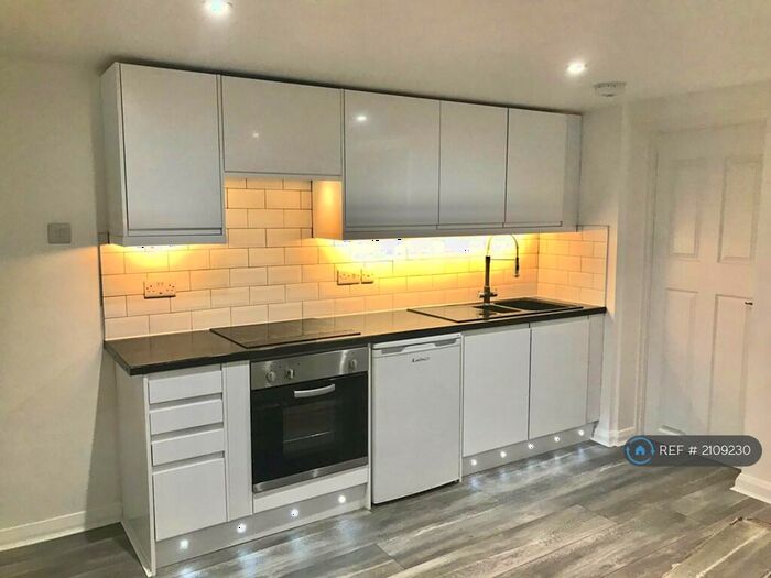 1 Bedroom Flat To Rent In Egremont Place, Brighton, BN2