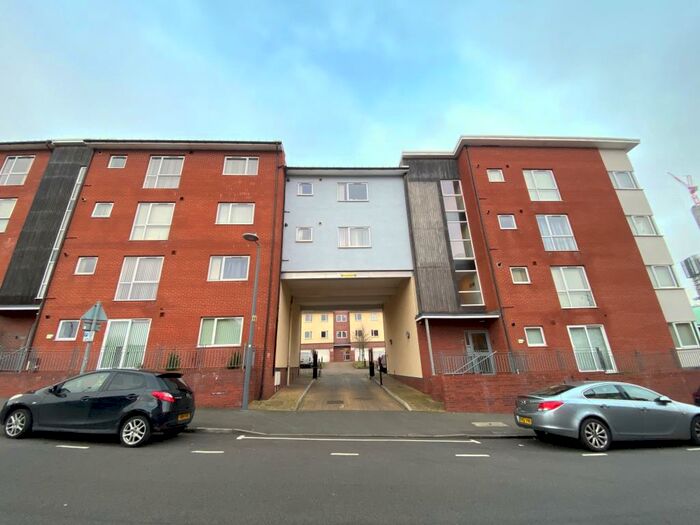 2 Bedroom Apartment To Rent In Great Colmore Street, B15