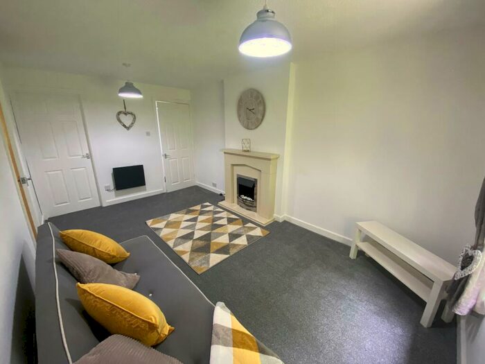 1 Bedroom Apartment To Rent In Melton Avenue, Leeds, LS10