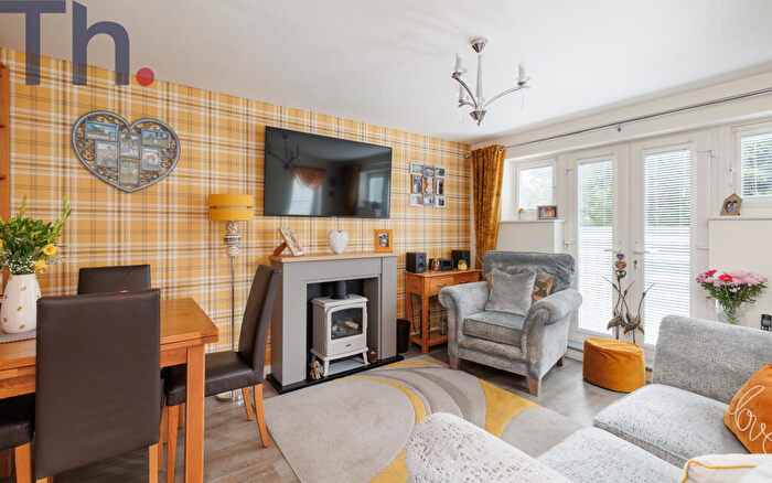 3 Bedroom Detached House For Sale In East Cowes, Isle Of Wight, PO32
