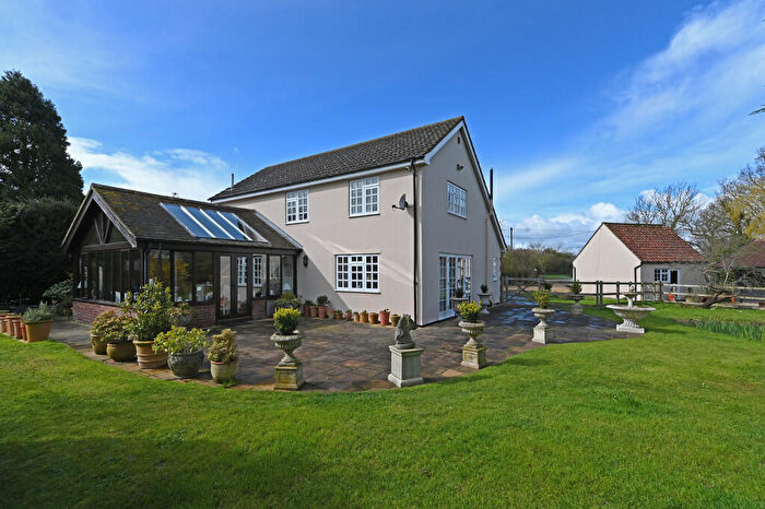 4 Bedroom Detached House For Sale In Bramble Cottage, Gosbeck, IP6