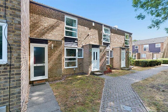 2 Bedroom Terraced House For Sale In Farm Holt, New Ash Green, DA3