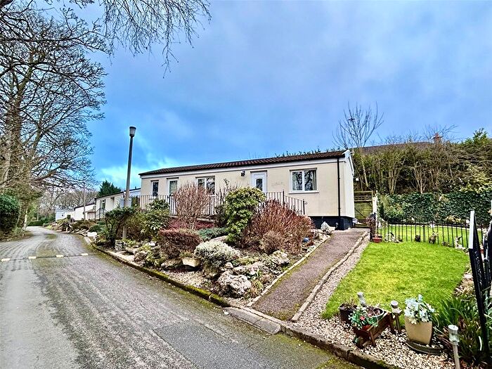 2 Bedroom Property For Sale In Oakland Glen, Walton-Le-Dale, Preston, Lancashire, PR5