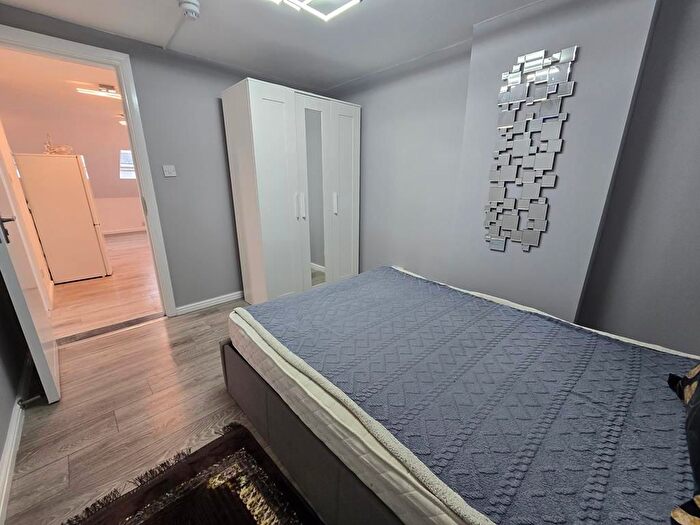 1 Bedroom Flat To Rent In Herbert Road, London, NW9