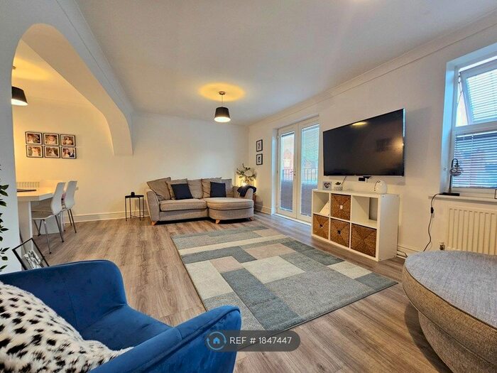 4 Bedroom Terraced House To Rent In Pinewood Place, Dartford, DA2