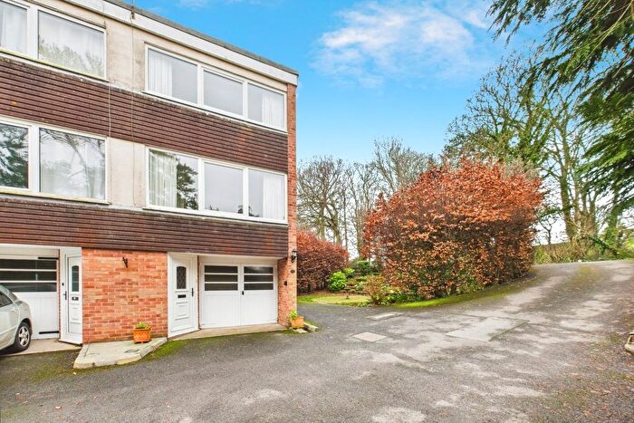 2 Bedroom End Of Terrace House For Sale In Old Park Road, Clevedon, North Somerset, BS21
