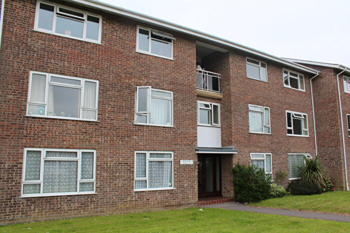 2 Bedroom Flat To Rent In Crossways - Dorchester, DT2