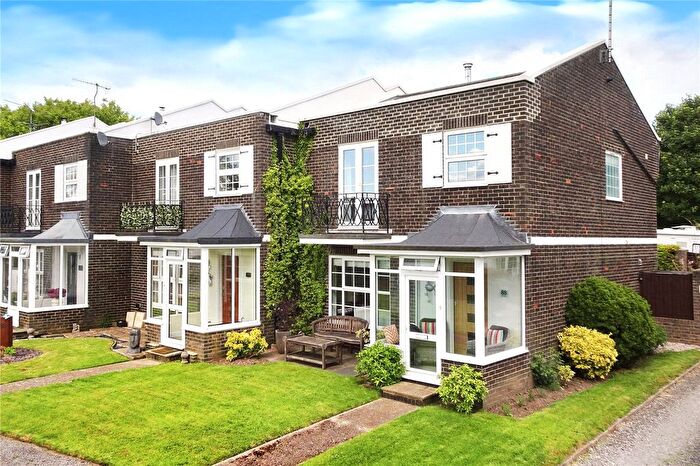 2 Bedroom End Of Terrace House To Rent In West Drive, Angmering, Littlehampton, West Sussex, BN16