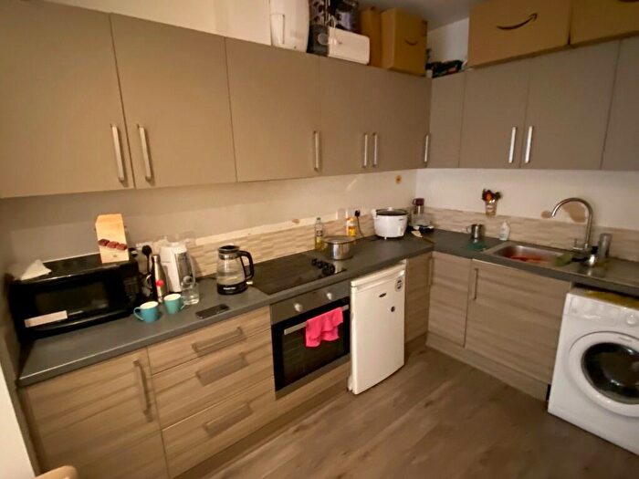 1 Bedroom Flat To Rent In Gorst Road, London, NW10