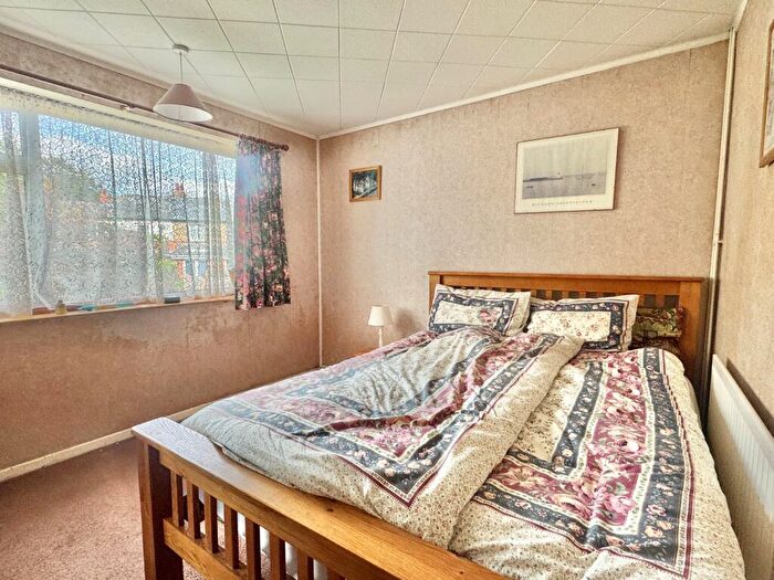 2 Bedroom Bungalow For Sale In Bybrook Way, Sandgate, Folkestone, Kent, CT20