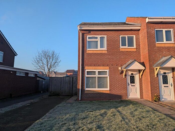 3 Bedroom House To Rent In Saxon Wood Road, Cheswick Green, Solihull, B90