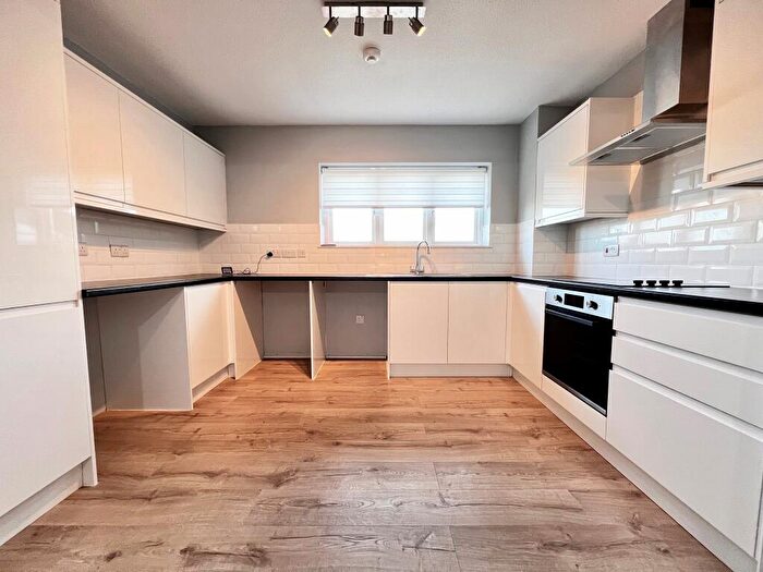 1 Bedroom Flat To Rent In Riverview, Twydall, ME8