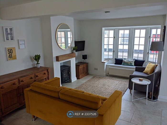 3 Bedroom End Of Terrace House To Rent In Southampton Road, Lymington, SO41