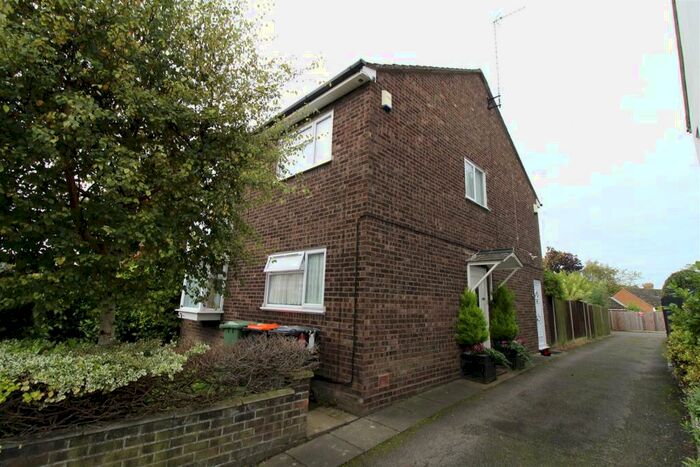 2 Bedroom Flat To Rent In Great Northern Road, Dunstable, LU5