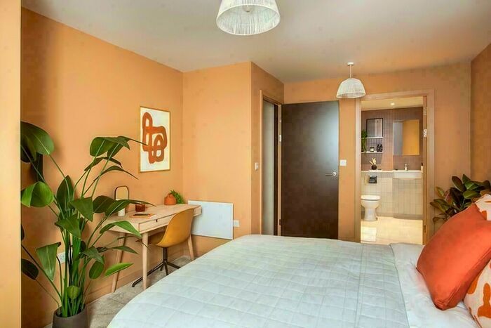 2 Bedroom Apartment To Rent In The Goodsyard Jewellery Quarter, B18