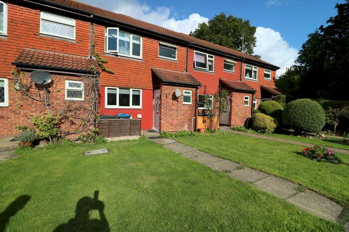 3 Bedroom Terraced House To Rent In Claymore Close, Morden, SM4