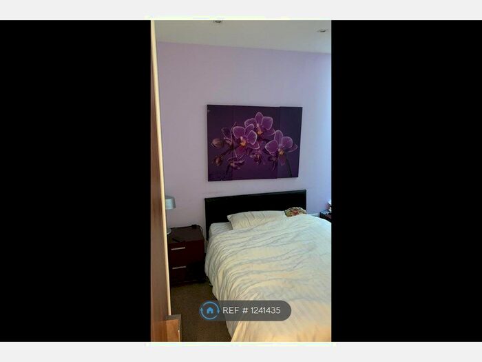 1 Bedroom Flat To Rent In Town House, Marylebone, NW1